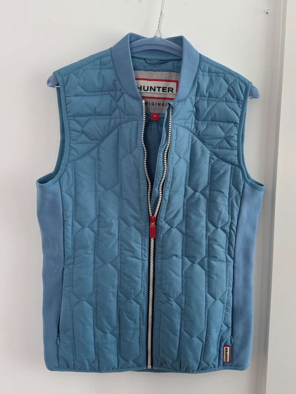 Hunter Quilted Light Blue Vest with Red Zipper Pull